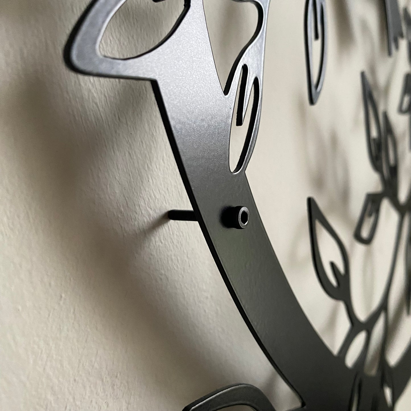 Decoración de pared de metal hecha a mano con pájaros del amor